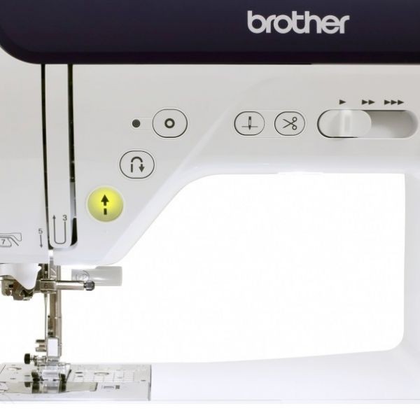 Кнопки управления и регулировка скорости швейно-вышивальной машины Brother F480